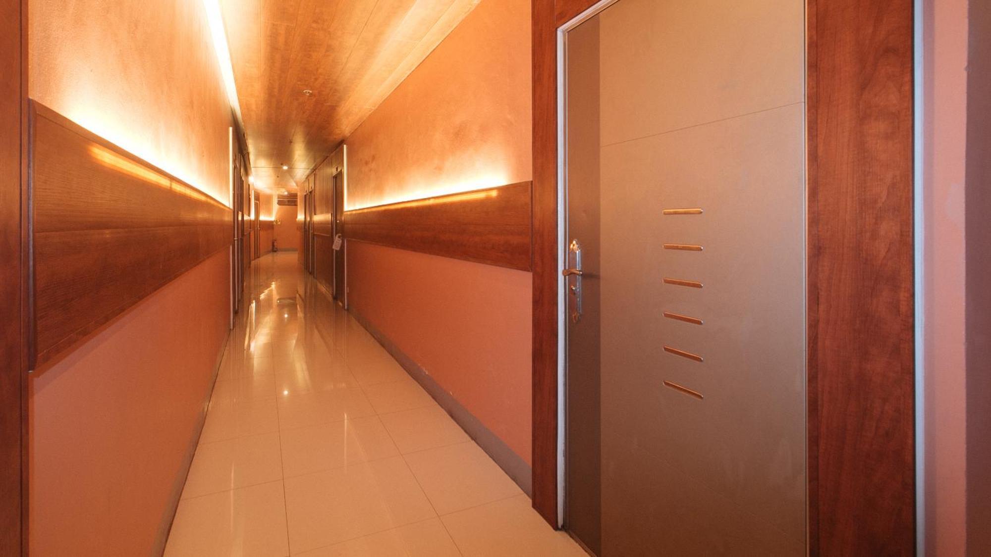 Reddoorz Premium At Jjimjbang Hotel Spa Manila Bagian luar foto